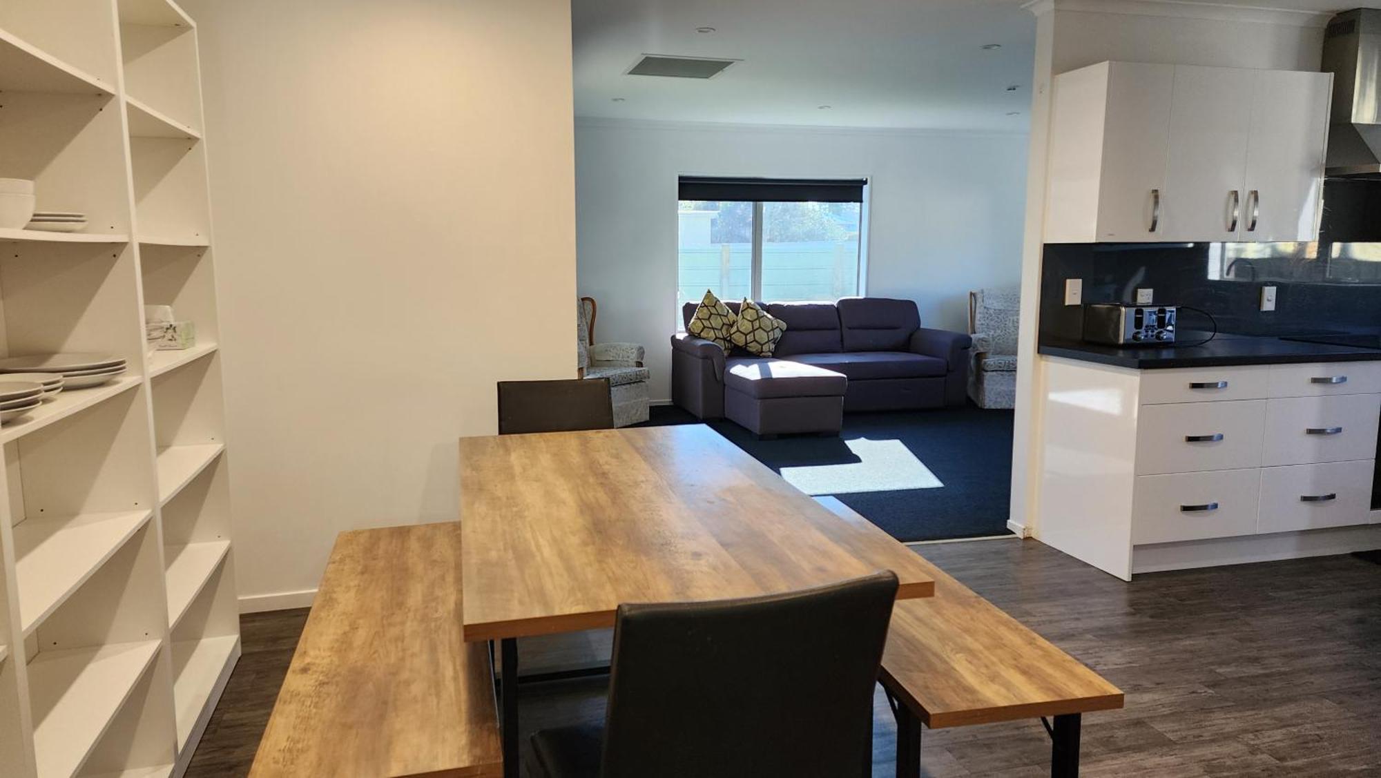 Oaktree Entire Holiday Home, Sleeps 8 To12 Rotorua Exterior foto